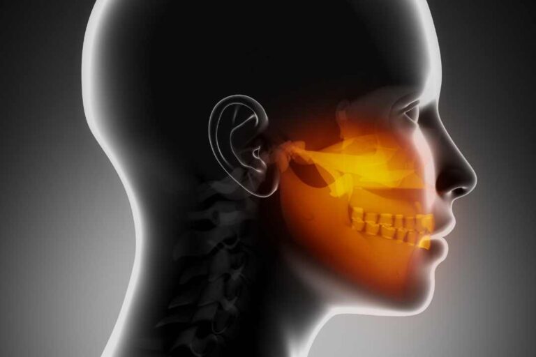 Neste artigo, vamos abordar três tópicos importantes para cuidar dos dentes e da mandíbula: consultas regulares, atenção aos detalhes e alterações no posicionamento dos dentes.